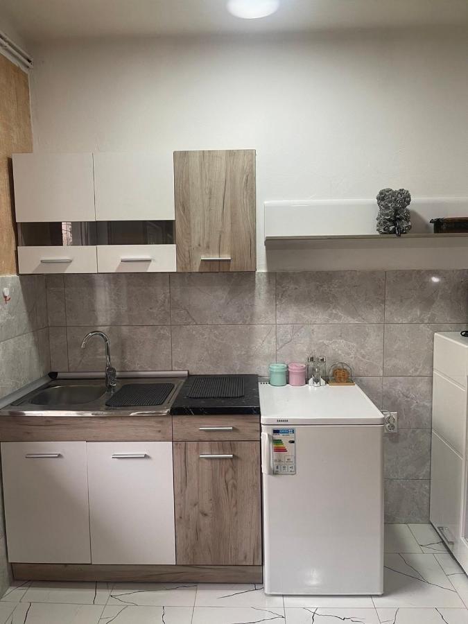 Aloha Apartment Yeni Pazar Dış mekan fotoğraf