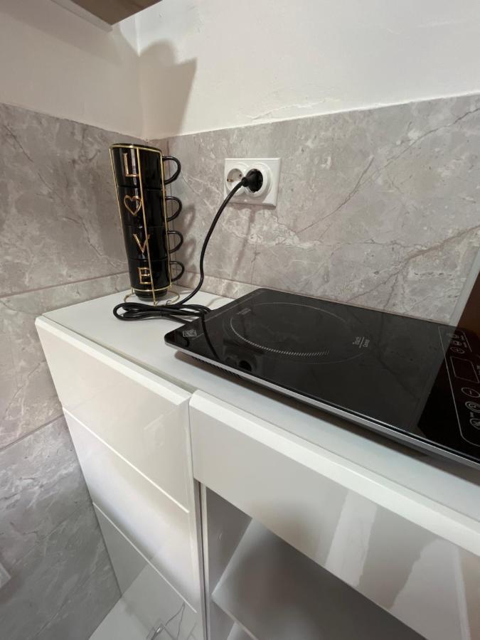 Aloha Apartment Yeni Pazar Dış mekan fotoğraf