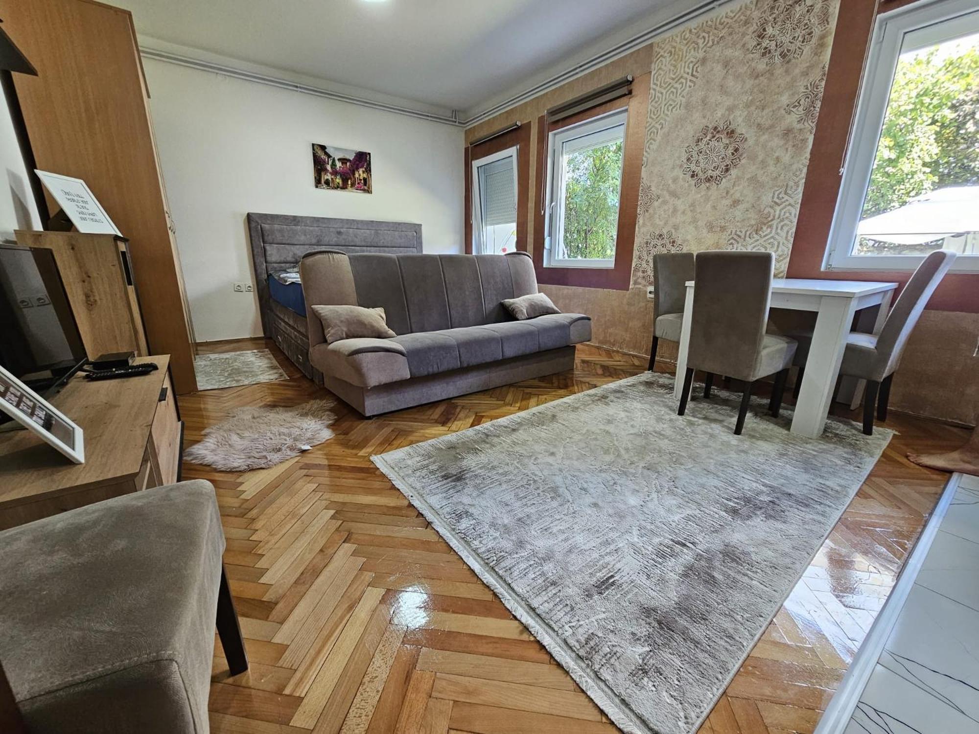 Aloha Apartment Yeni Pazar Dış mekan fotoğraf